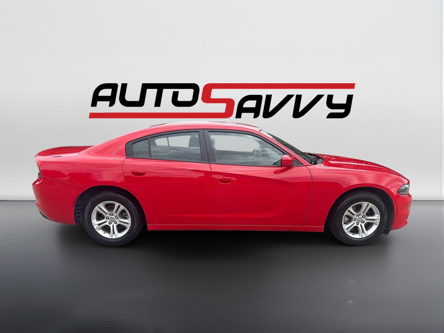 Used 2022 Dodge Charger SXT RWD image 8