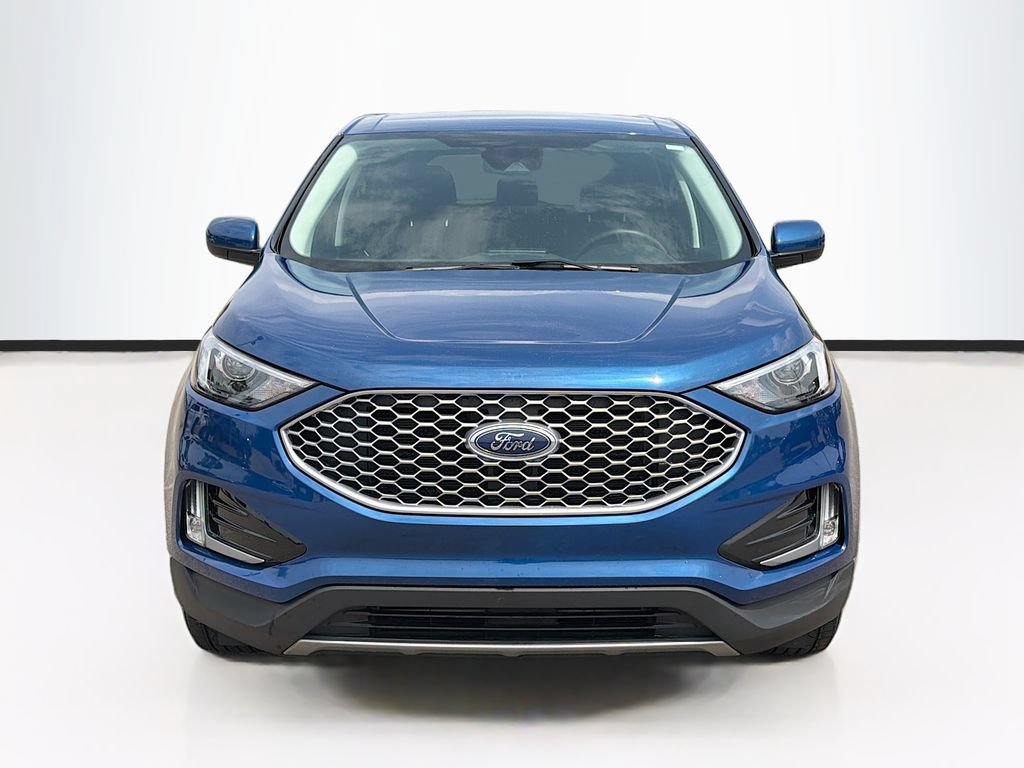 Used 2024 Ford Edge SEL w/ Convenience Package AWD/4WD image 2