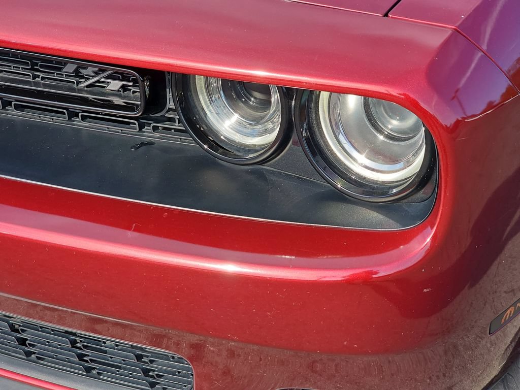 Used 2018 Dodge Challenger R/T w/ Blacktop Package RWD image 32
