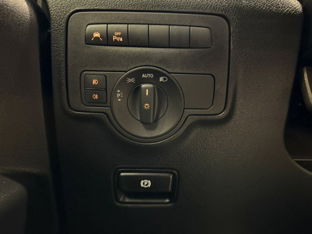 Certified 2023 Mercedes-Benz Metris Passenger image 21