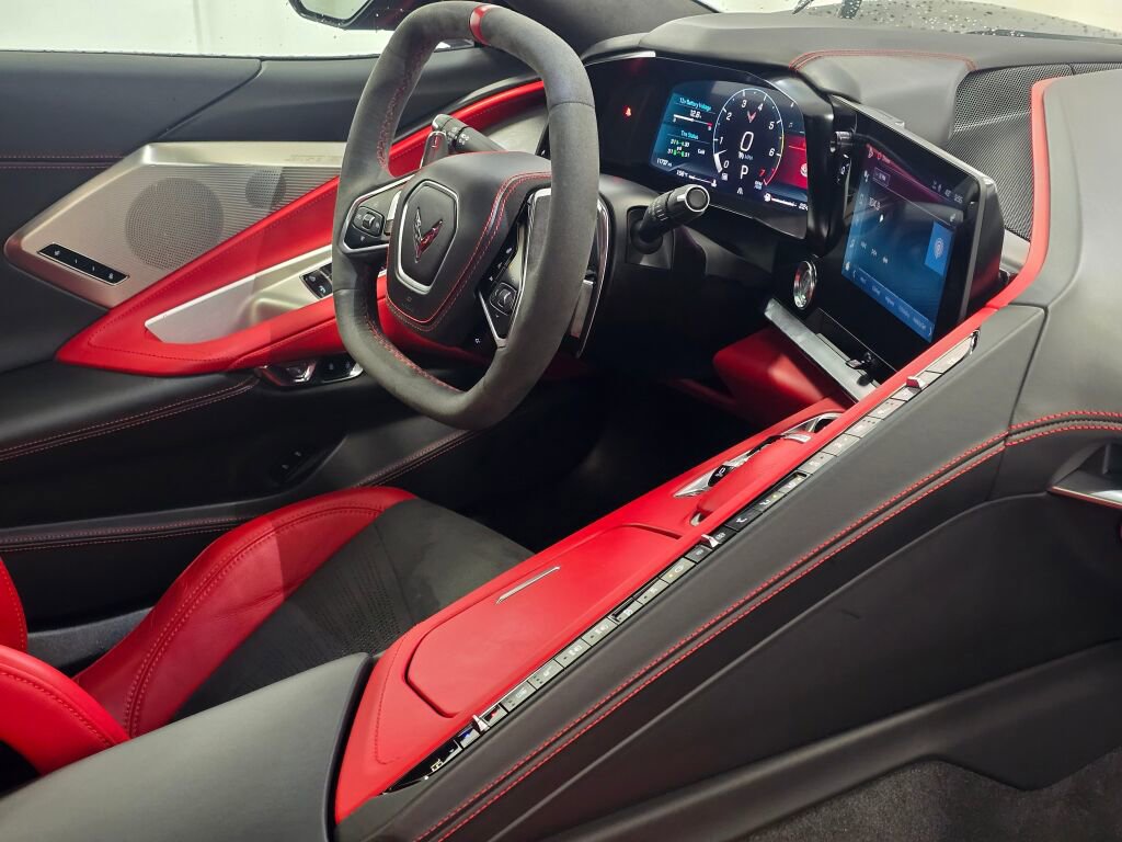 Used 2024 Chevrolet Corvette Stingray image 27