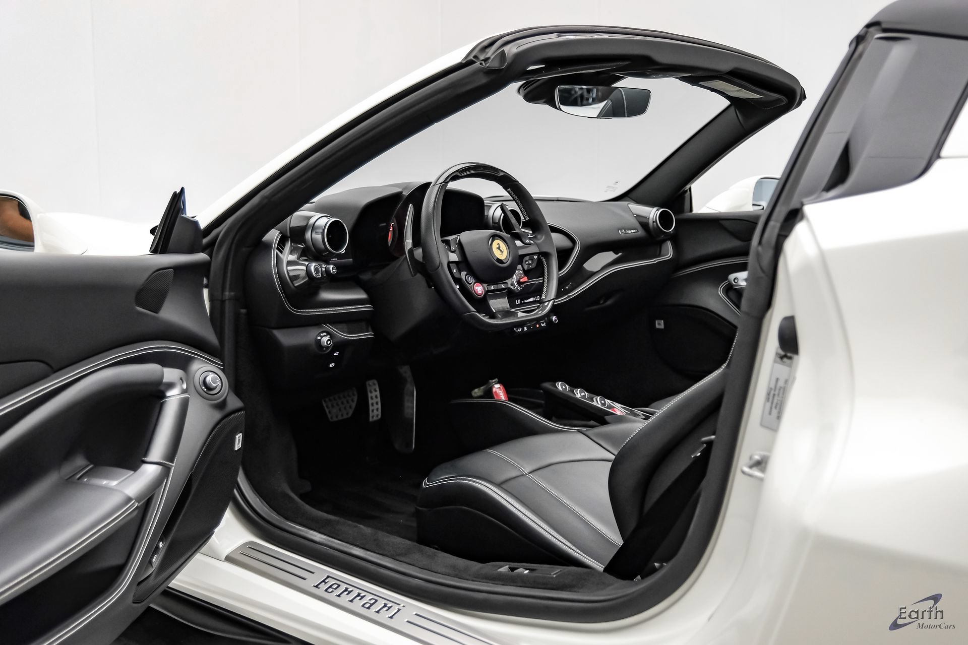 Used 2022 Ferrari F8 Tributo RWD image 45