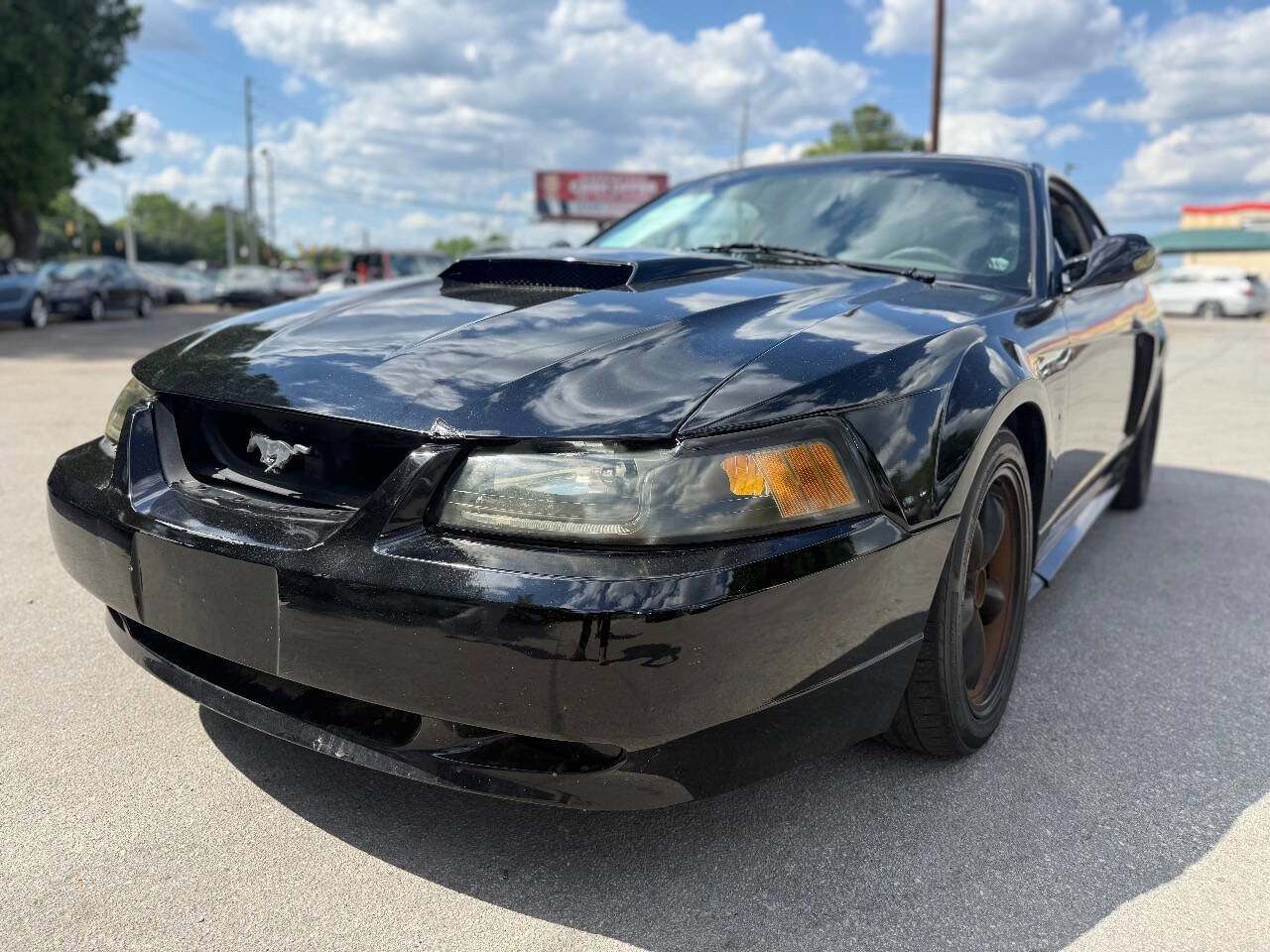Used 2004 Ford Mustang GT RWD image 3