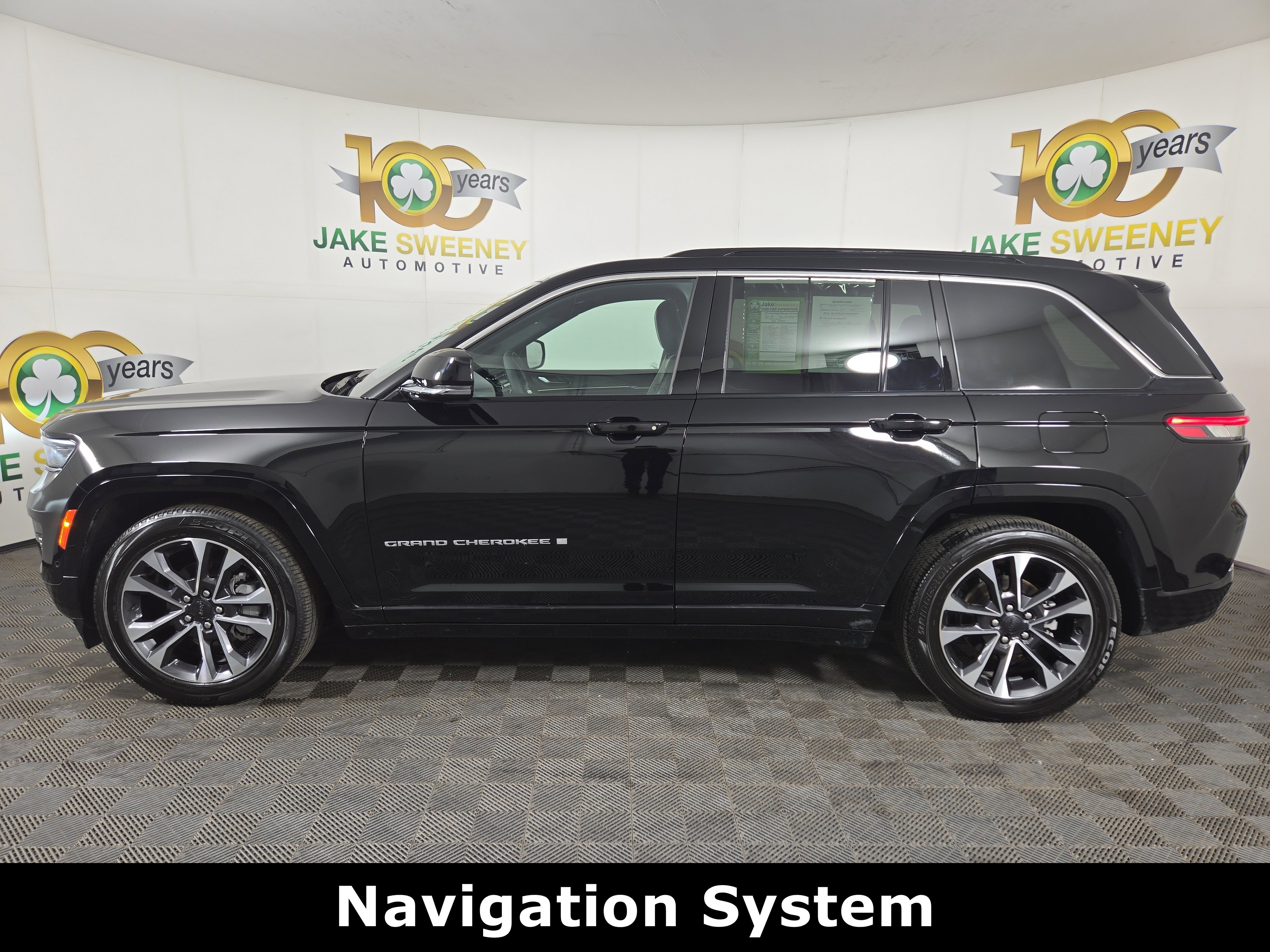 Certified 2025 Jeep Grand Cherokee Overland image 6