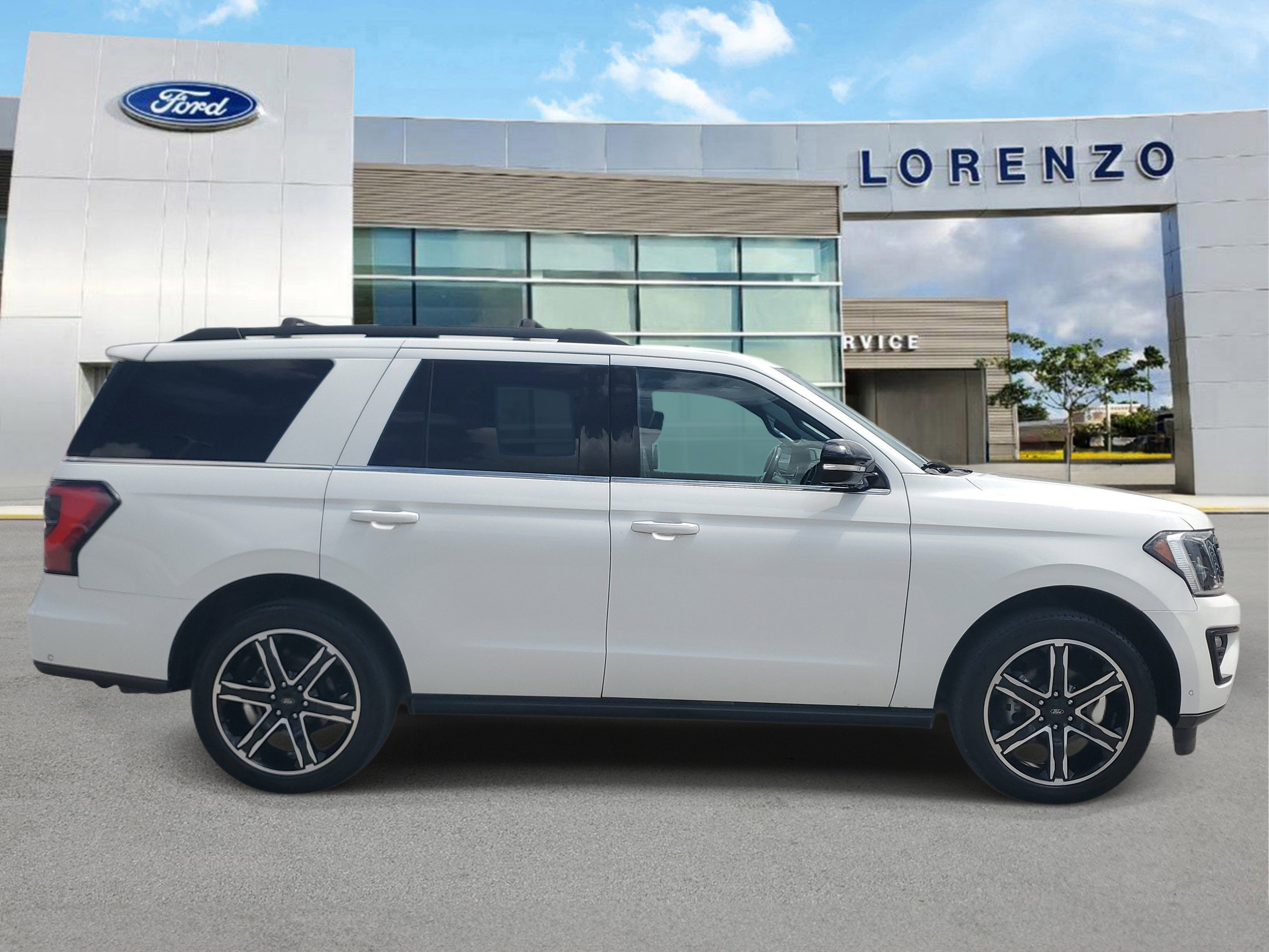 Used 2021 Ford Expedition Limited RWD image 4