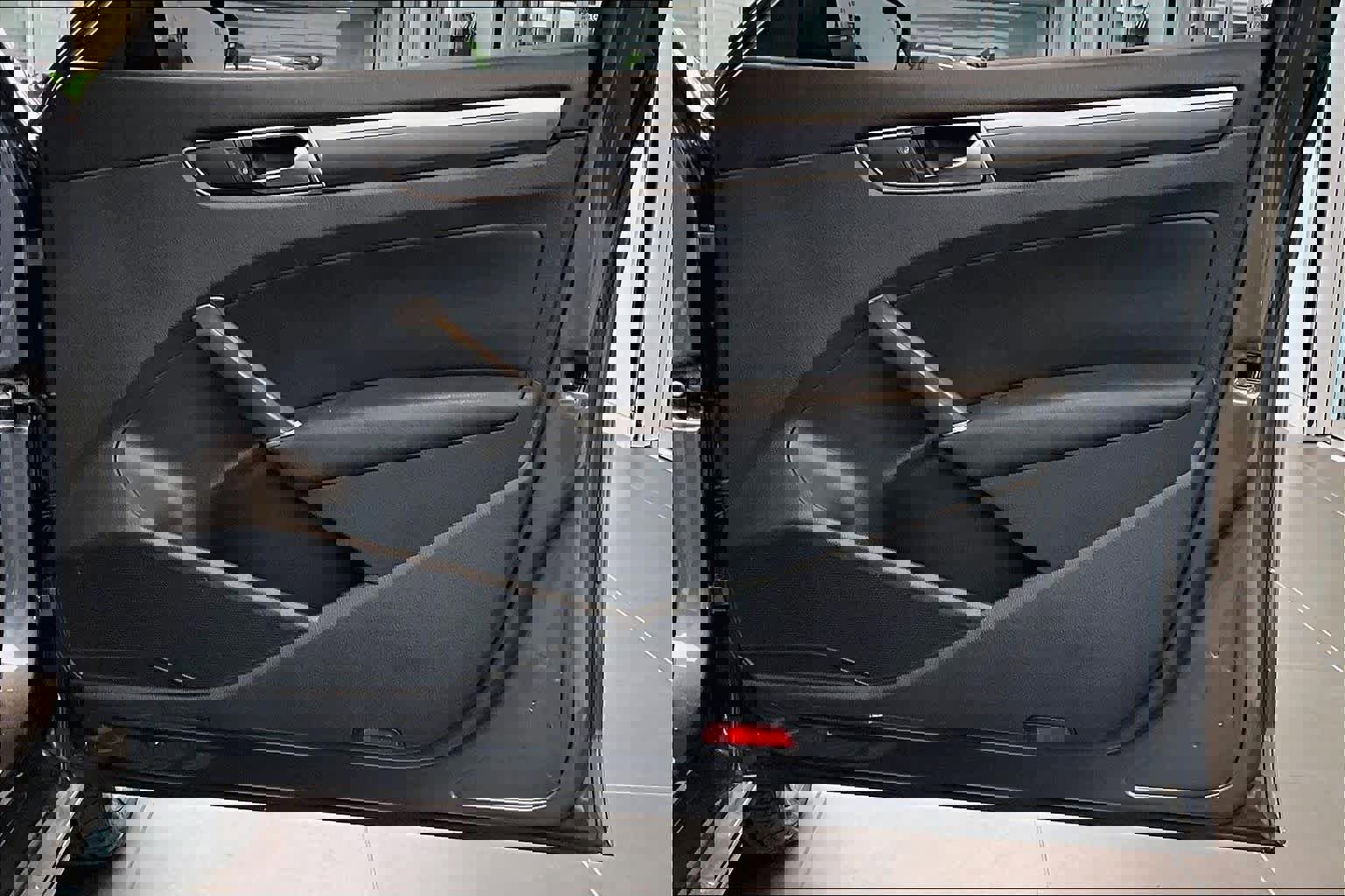 Used 2018 Volkswagen Passat 2.0T R-Line image 22