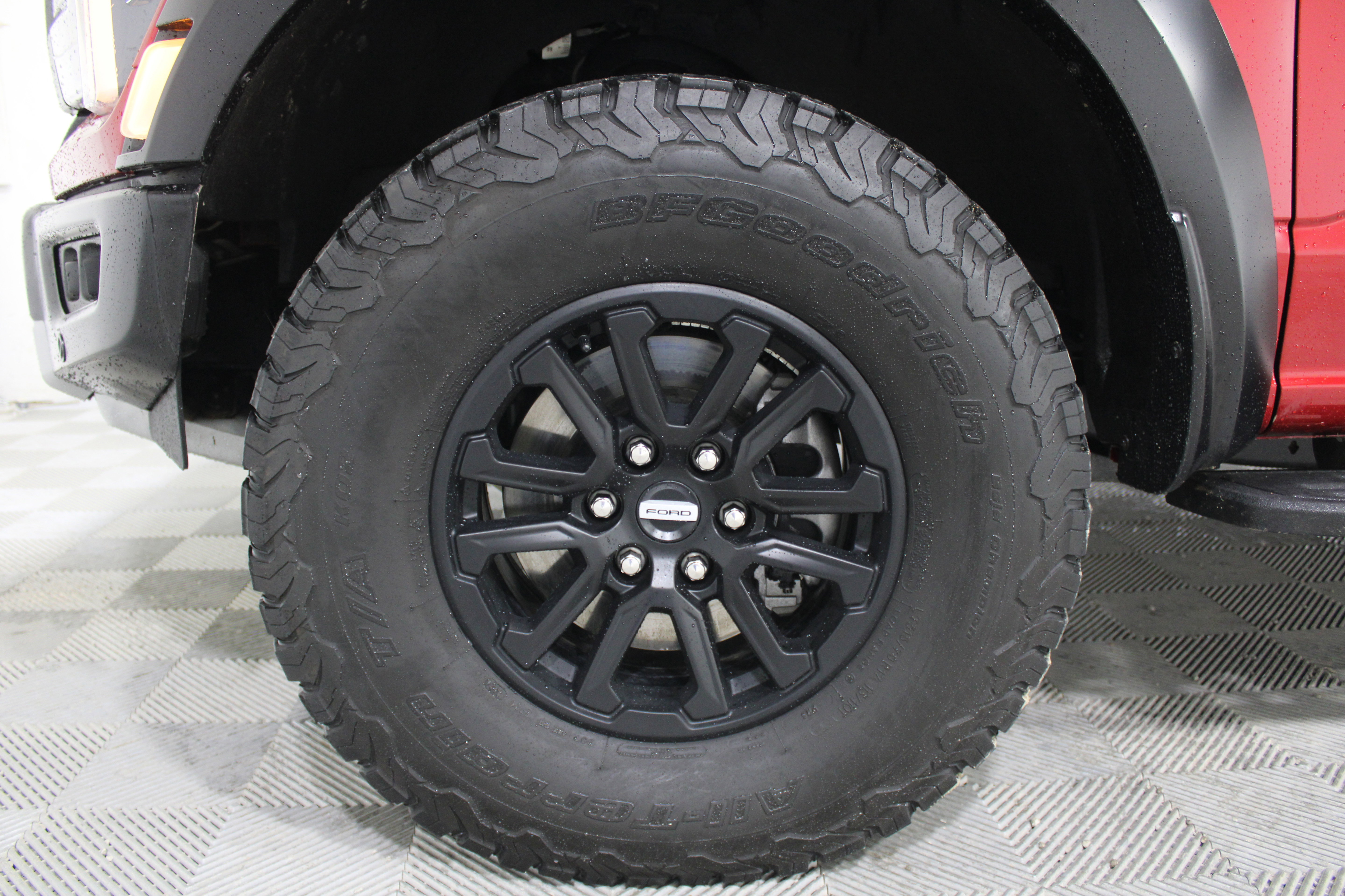 Used 2025 Ford F150 Raptor image 31