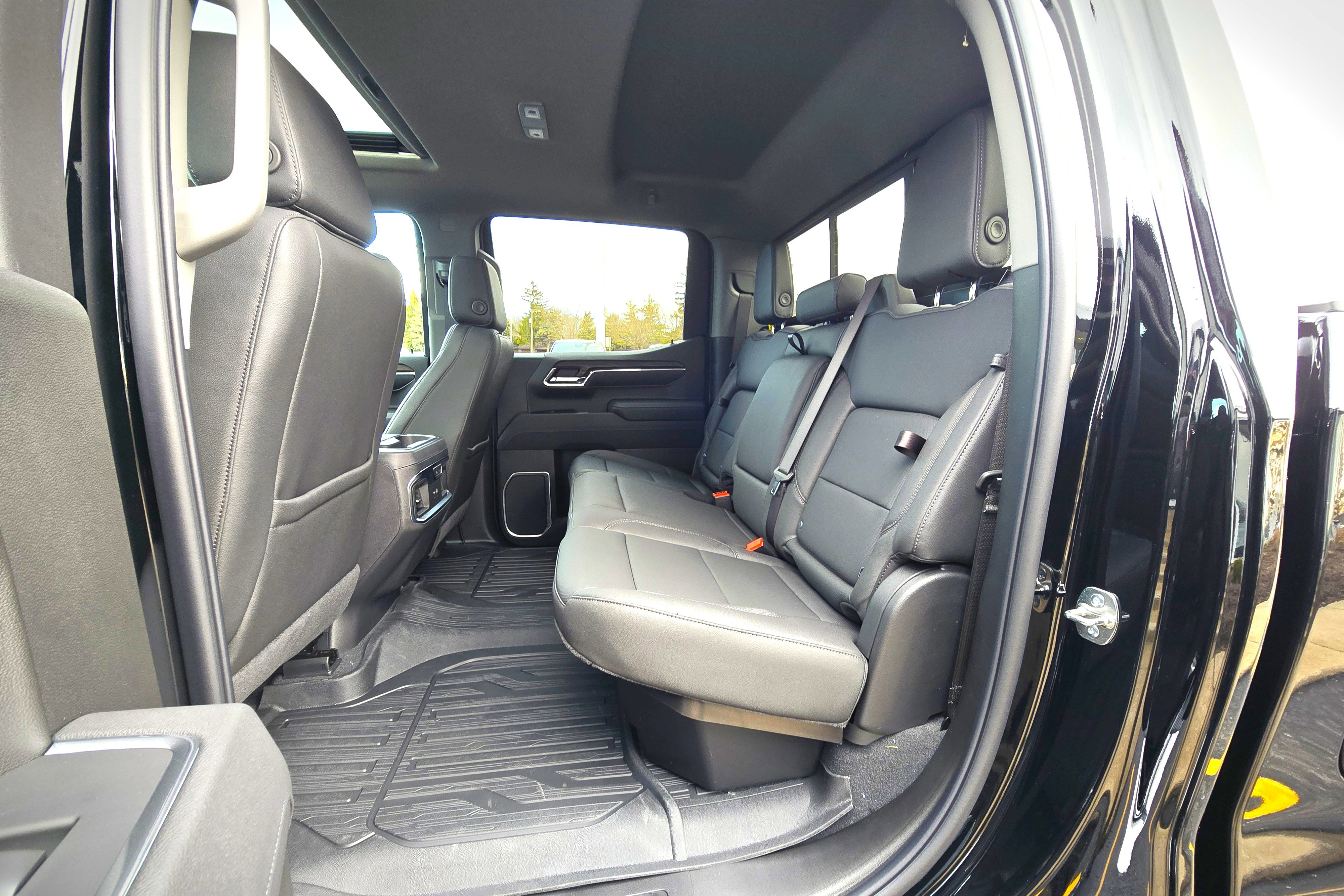 New 2026 GMC Sierra 1500 SLT w/ SLT Premium Plus Package image 14