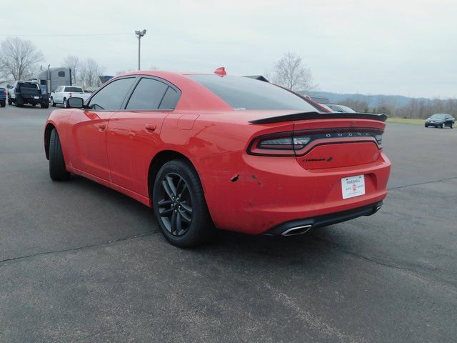 Used 2019 Dodge Charger SXT w/ Blacktop Package image 9