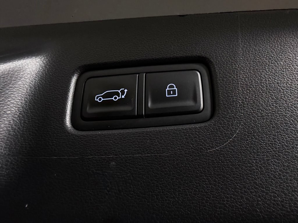 Used 2024 Hyundai Santa Fe Limited AWD/4WD image 29