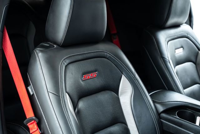 Used 2022 Chevrolet Camaro SS RWD image 26