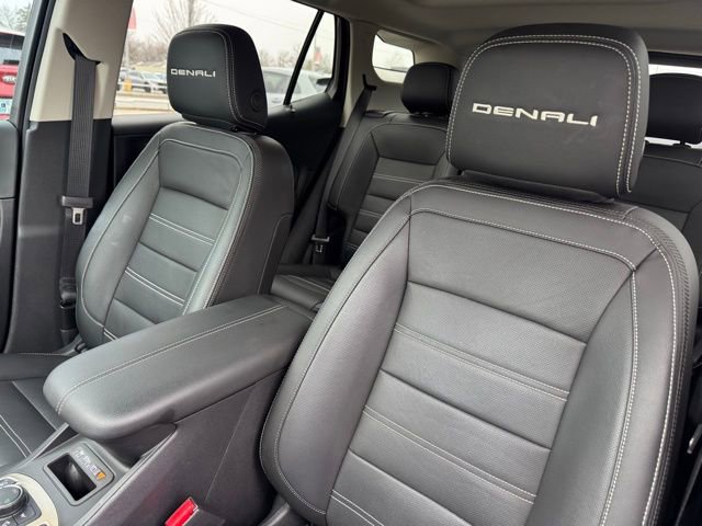 Used 2024 GMC Terrain Denali w/ Denali Premium Package image 11