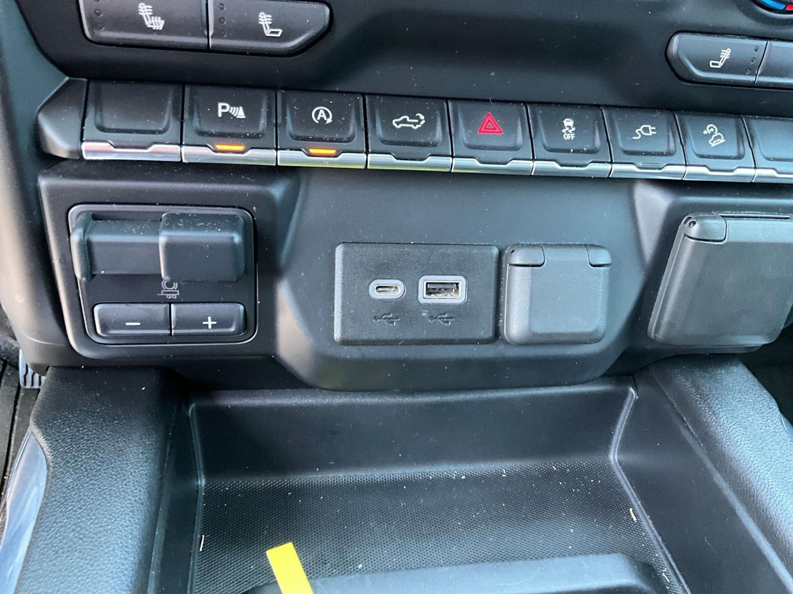 Used 2020 Chevrolet Silverado 1500 LT Trail Boss AWD/4WD image 15