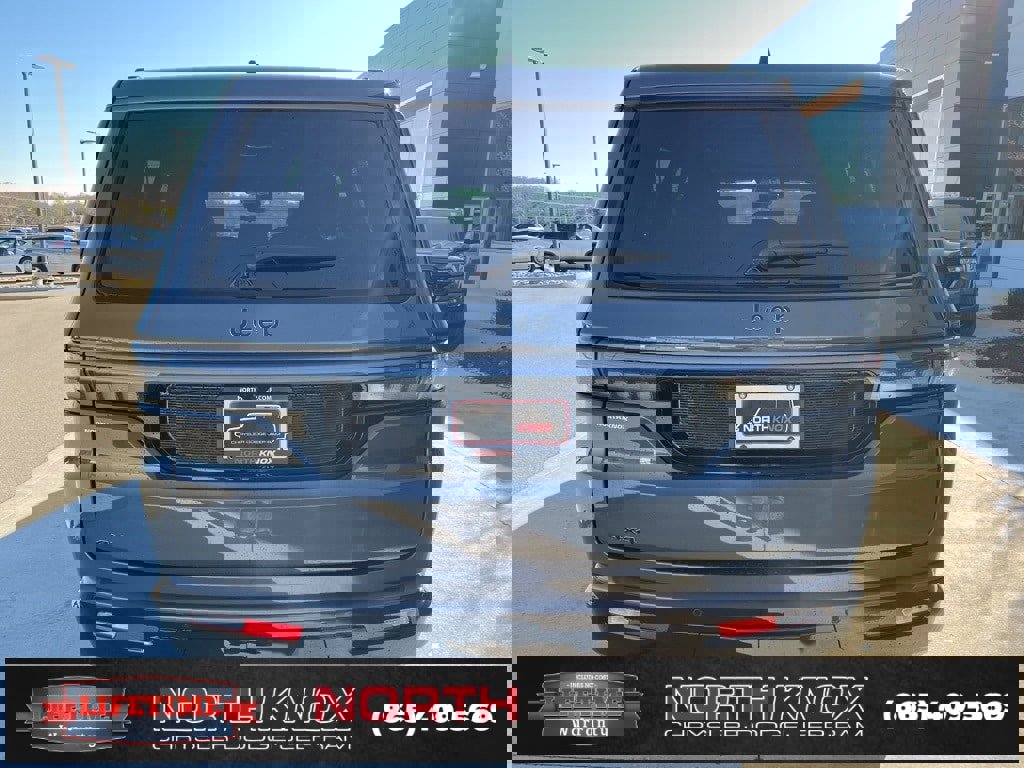 New 2026 Jeep Grand Wagoneer Summit image 22