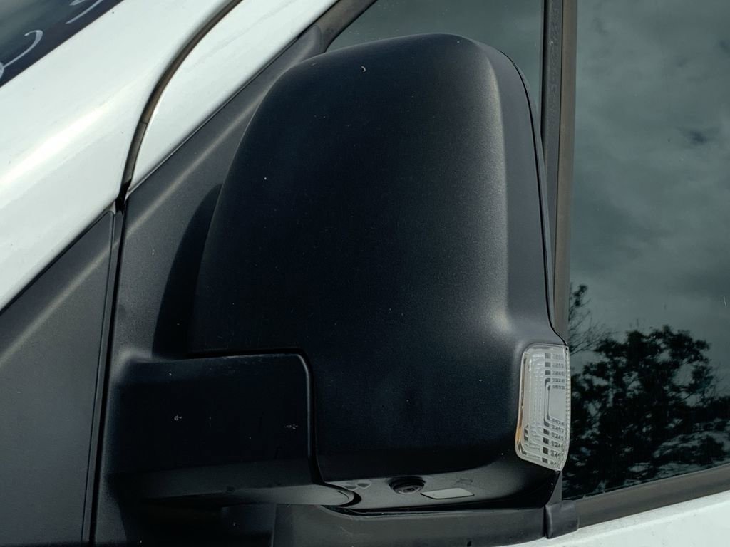 Used 2023 Mercedes-Benz Sprinter 2500 image 9