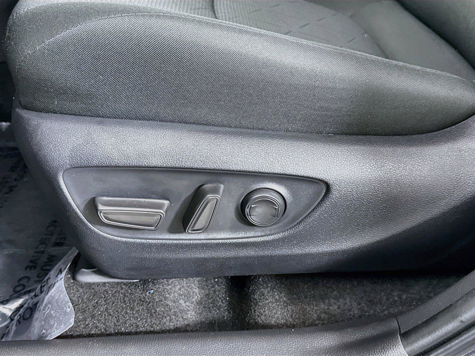 Certified 2025 Toyota RAV4 XLE FWD image 29