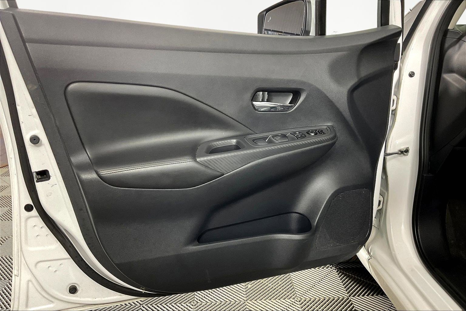 Certified 2020 Nissan Versa SV image 19