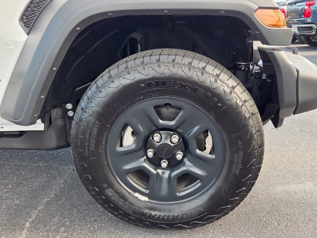 Certified 2026 Jeep Wrangler Sport AWD/4WD image 9