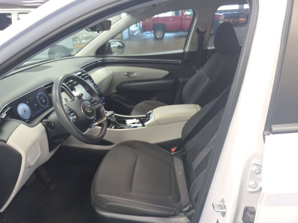 Used 2024 Hyundai Tucson SEL FWD image 19