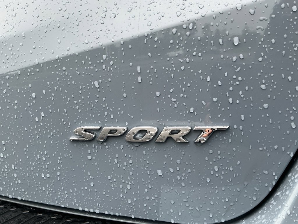 Used 2025 Honda Odyssey Sport-L image 11