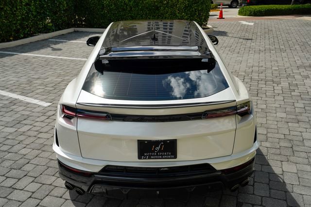 Used 2023 Lamborghini Urus Performante image 23