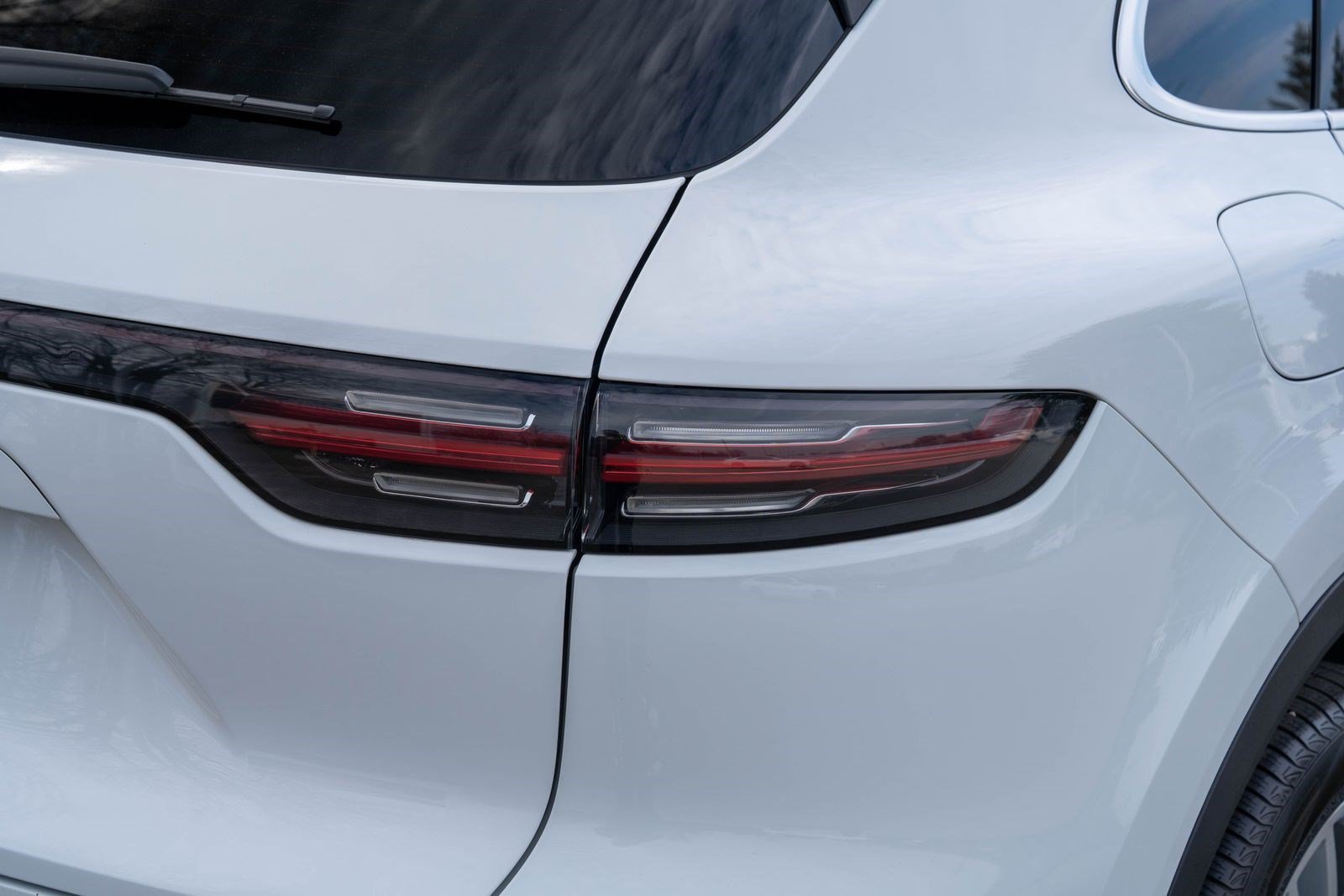 Certified 2023 Porsche Cayenne Platinum Edition AWD/4WD image 15