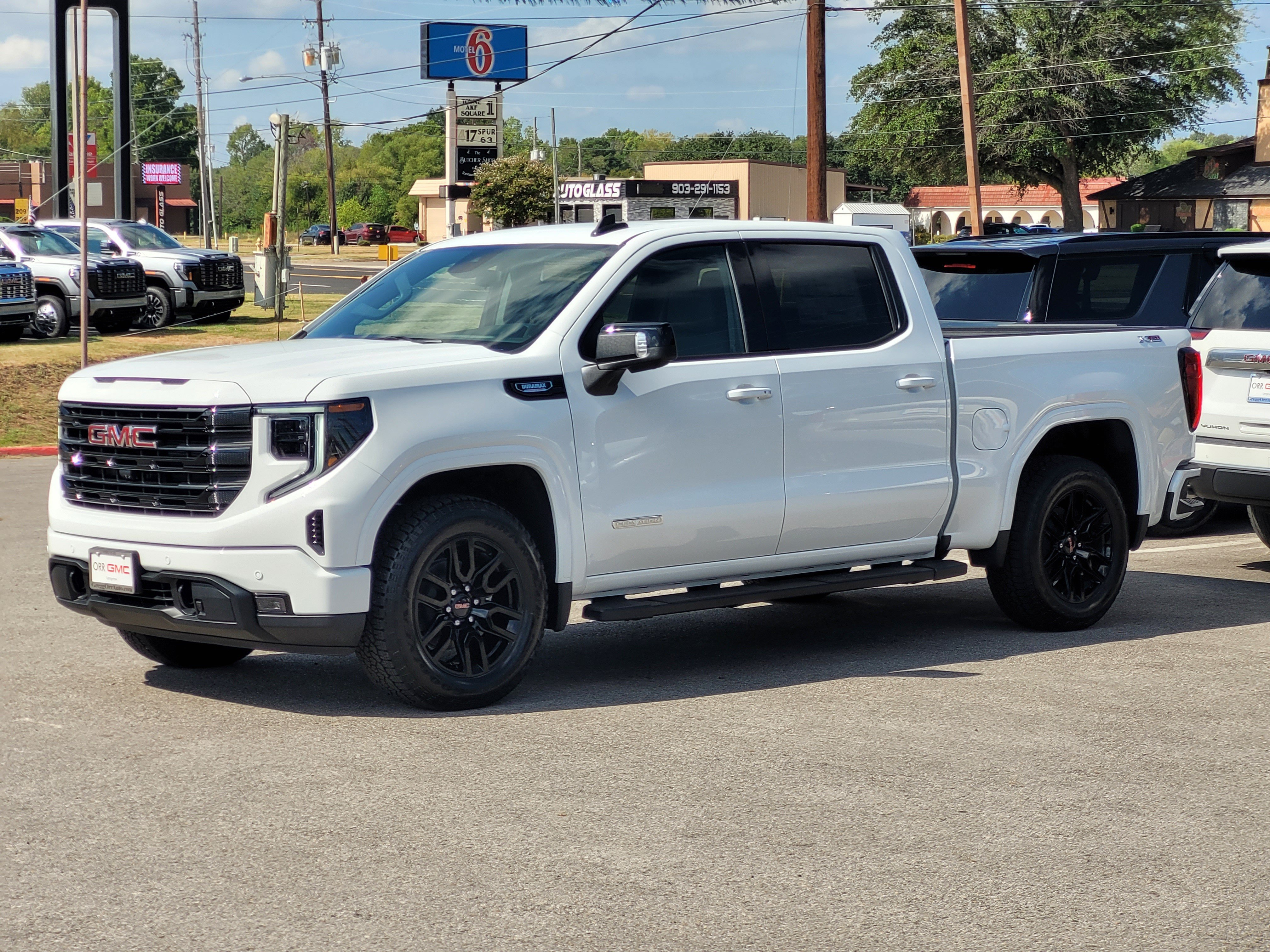 New 2026 GMC Sierra 1500 Elevation w/ Elevation Premium Package AWD/4WD image 3