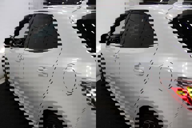 Used 2019 Toyota Corolla XSE FWD image 9