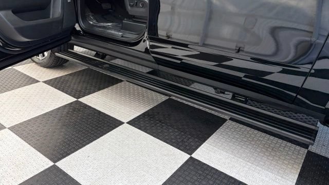 New 2026 Chevrolet Suburban High Country AWD/4WD image 39