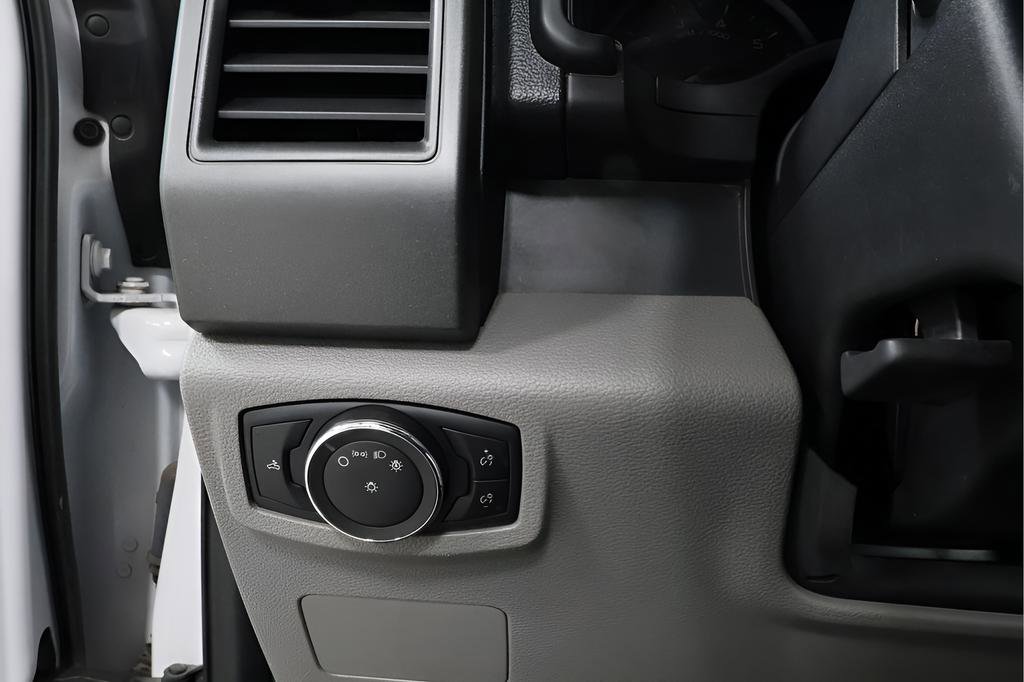 Used 2021 Ford F250 XL w/ Power Equipment Group image 18