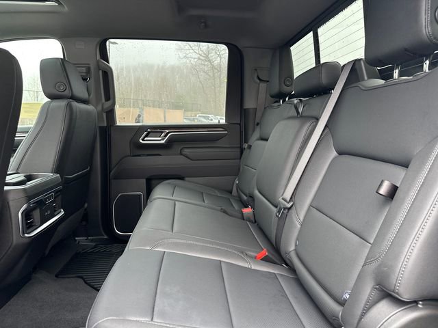 Used 2025 Chevrolet Silverado 2500 LTZ w/ LTZ Plus Package image 22