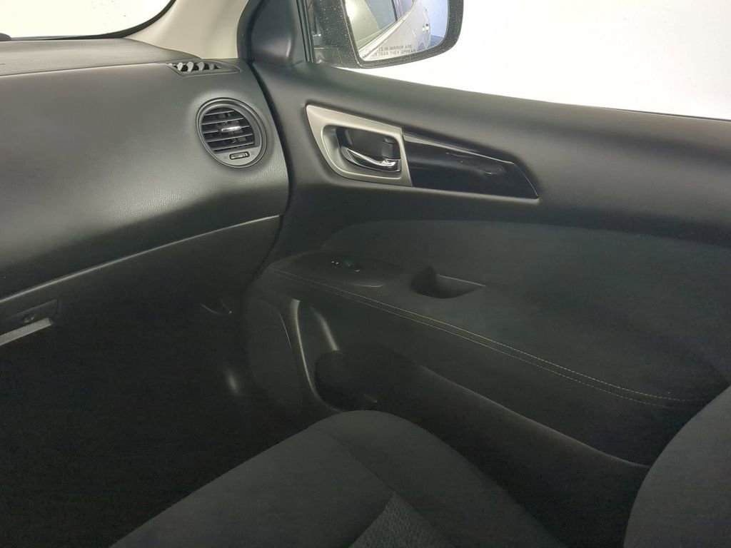 Used 2016 Nissan Pathfinder S image 19