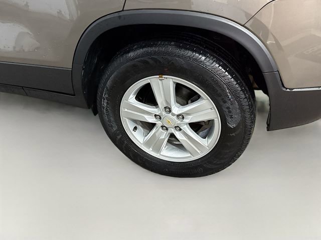 Used 2022 Chevrolet Trax LT w/ LT Convenience Package image 29