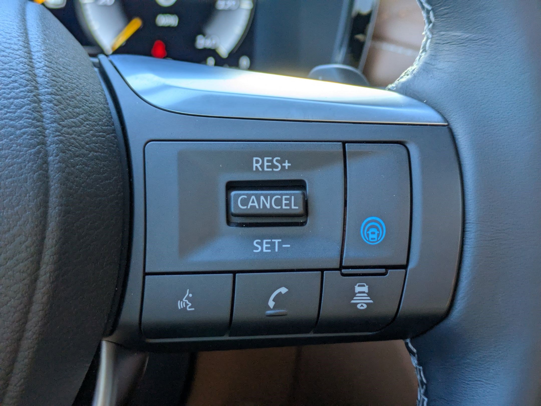 Used 2025 INFINITI QX60 Autograph w/ Cargo Package image 14