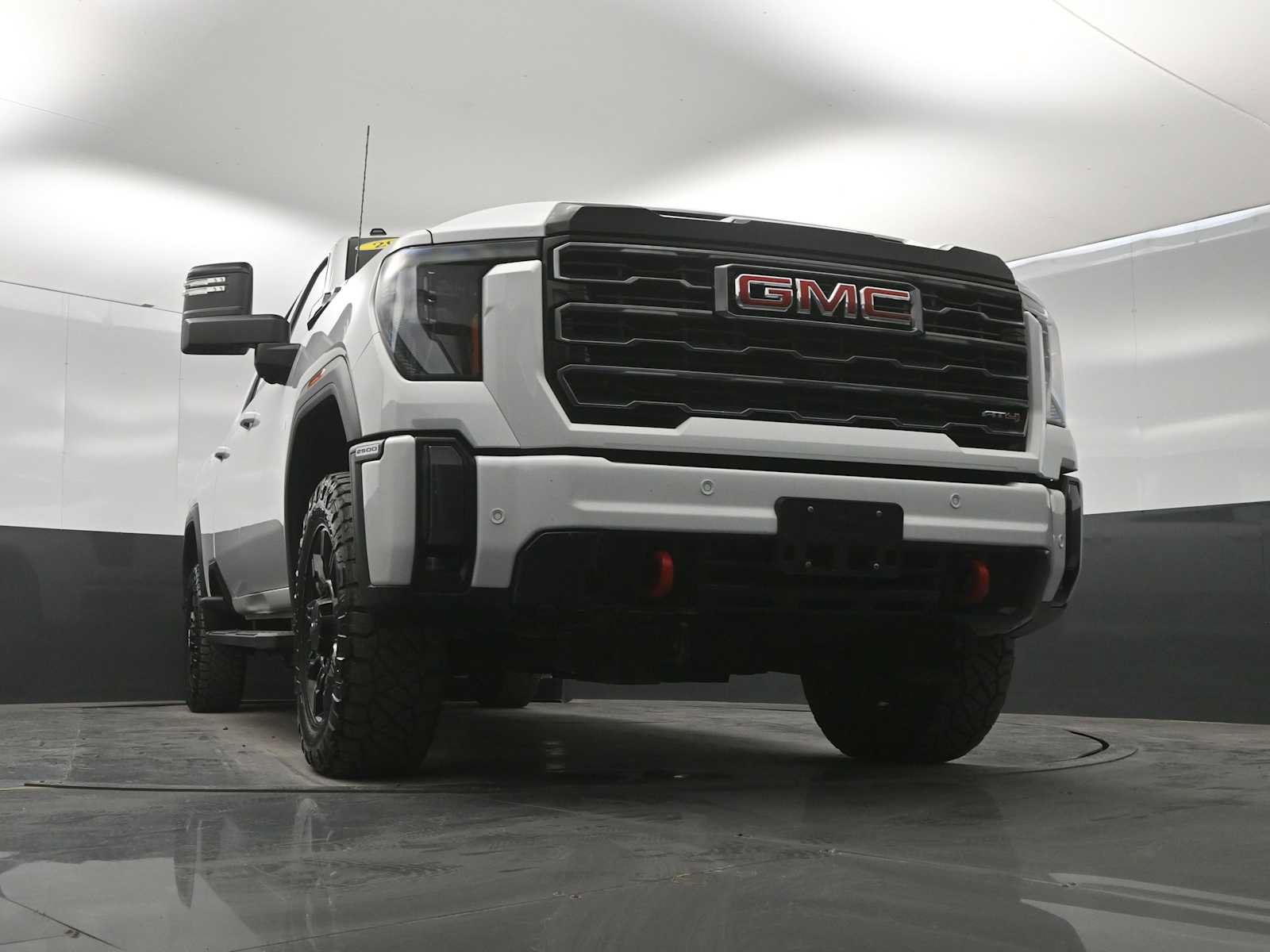 Used 2024 GMC Sierra 2500 AT4 w/ AT4 Premium Plus Package AWD/4WD image 36