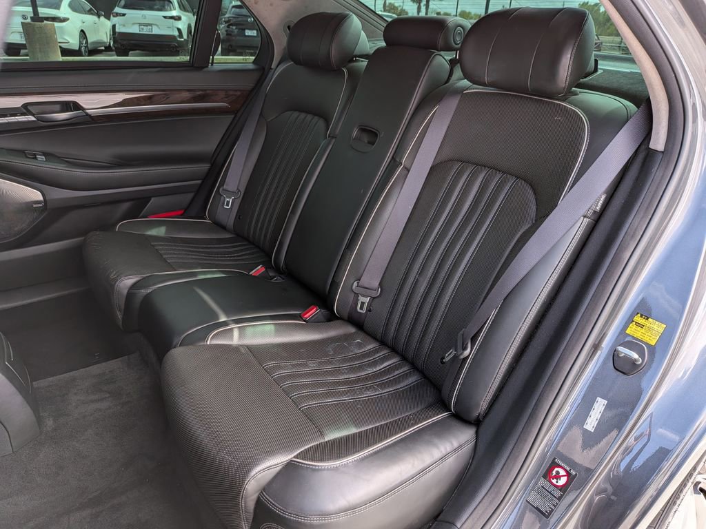 Used 2018 Genesis G90 5.0 Ultimate image 26