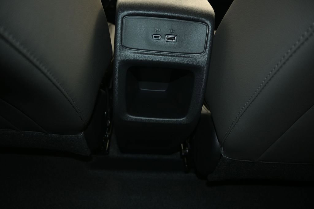 New 2026 Chevrolet Trax ACTIV w/ Driver Confidence Package FWD image 17
