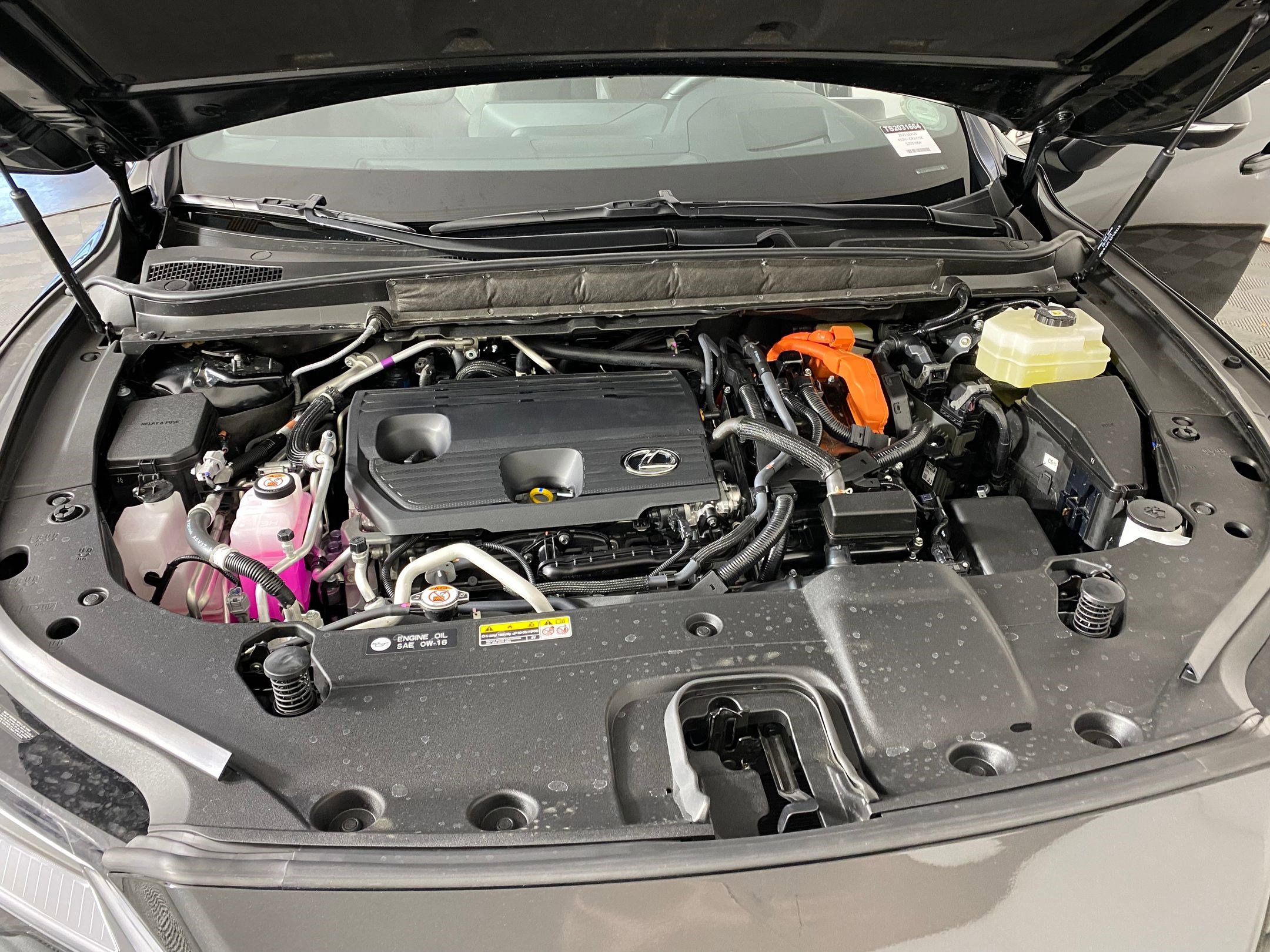 Used 2025 Lexus RX 450h AWD w/ Convenience Package image 33