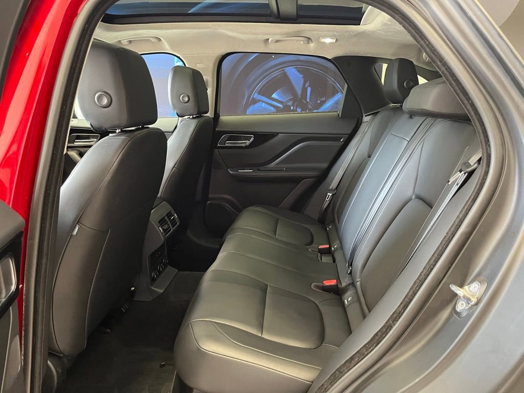 Used 2020 Jaguar F-PACE Premium AWD/4WD image 23