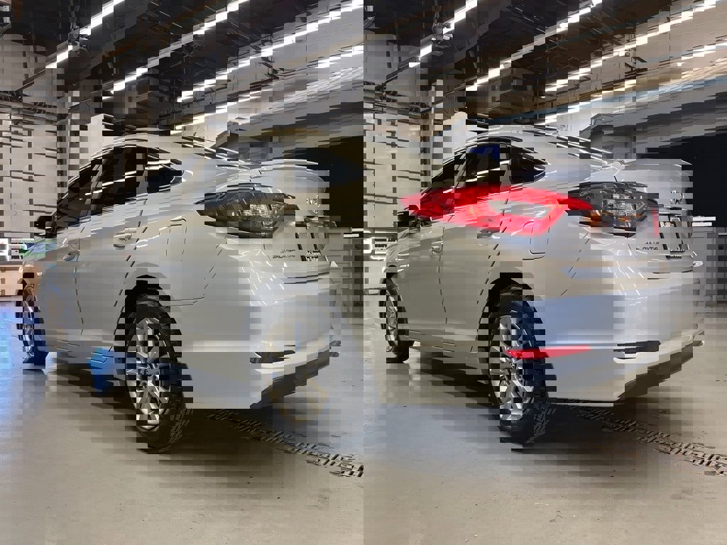 Used 2016 Hyundai Sonata SE w/ Cargo Package image 5