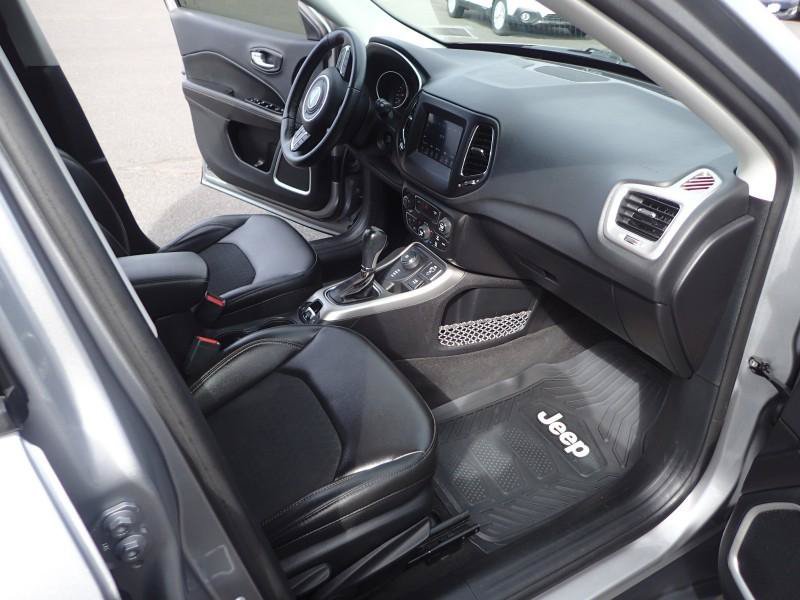 Used 2018 Jeep Compass Latitude w/ Popular Equipment Group AWD/4WD image 12