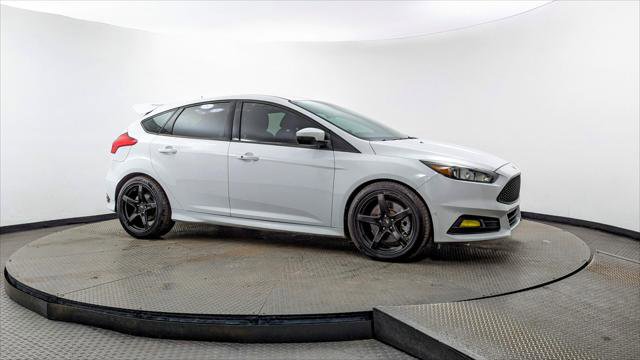 Used 2015 Ford Focus ST image 11