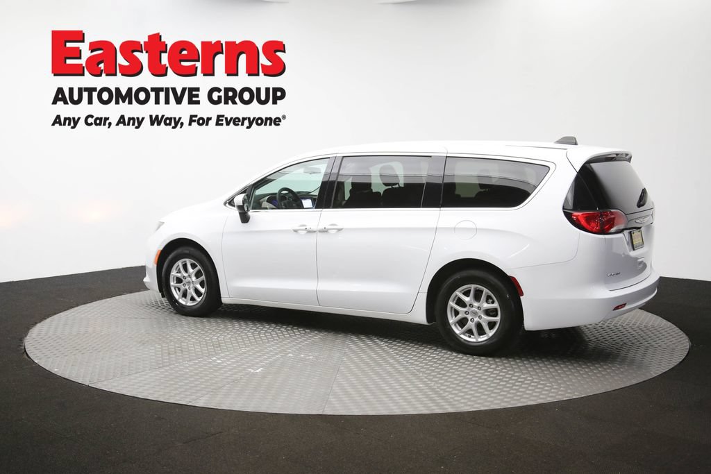 Used 2022 Chrysler Voyager LX FWD image 61