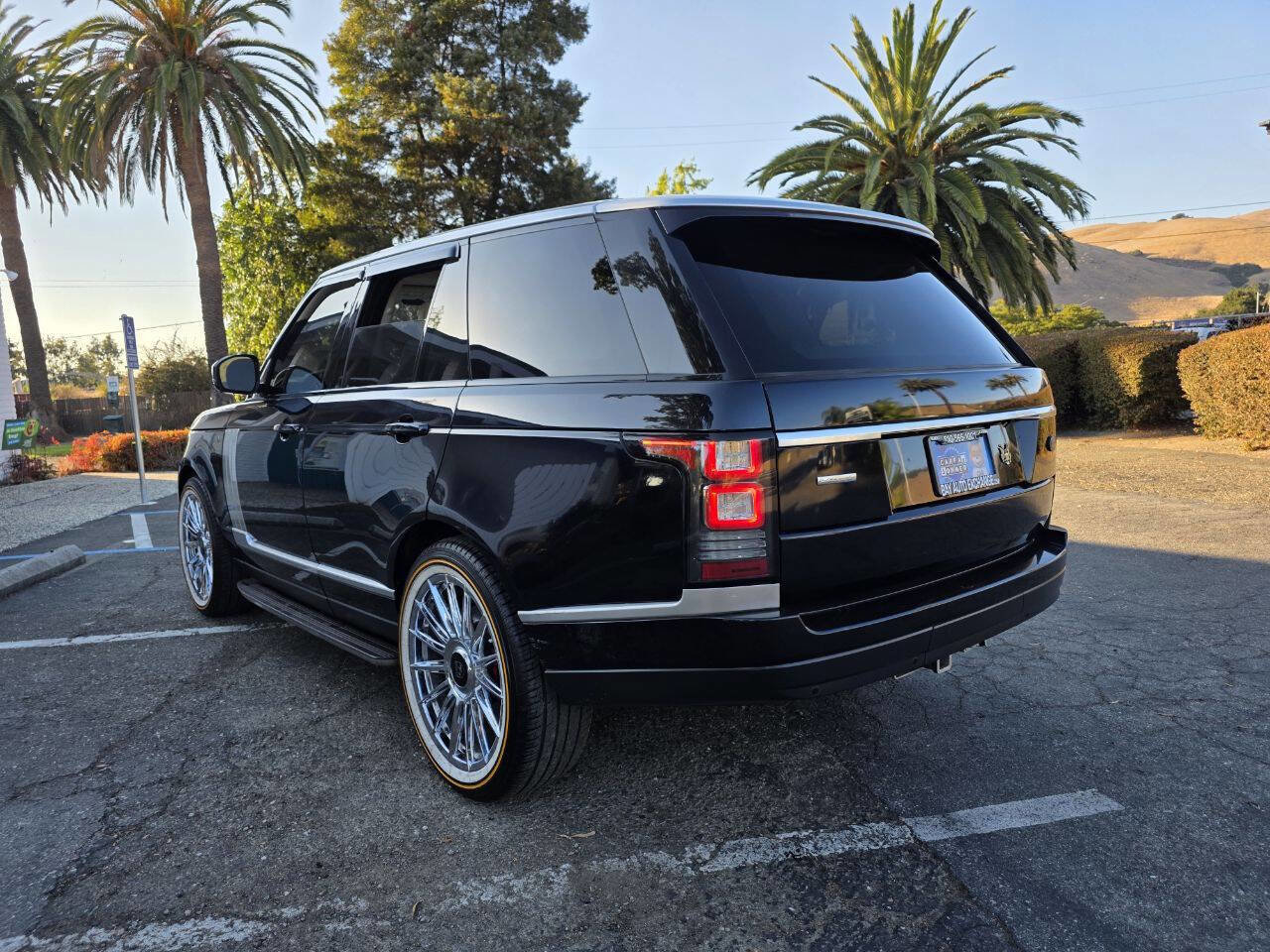 Used 2013 Land Rover Range Rover Supercharged image 9
