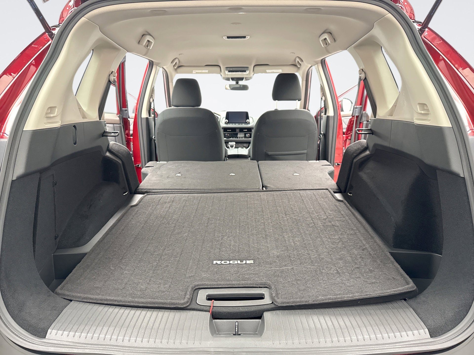 Used 2023 Nissan Rogue SV image 21