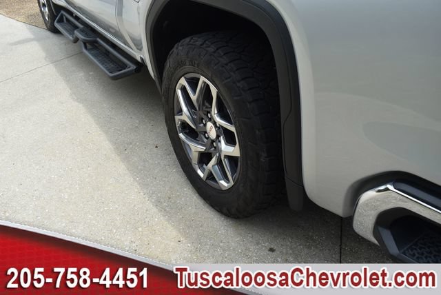 Used 2022 GMC Sierra 1500 SLT w/ X31 Off-Road Package AWD/4WD image 14