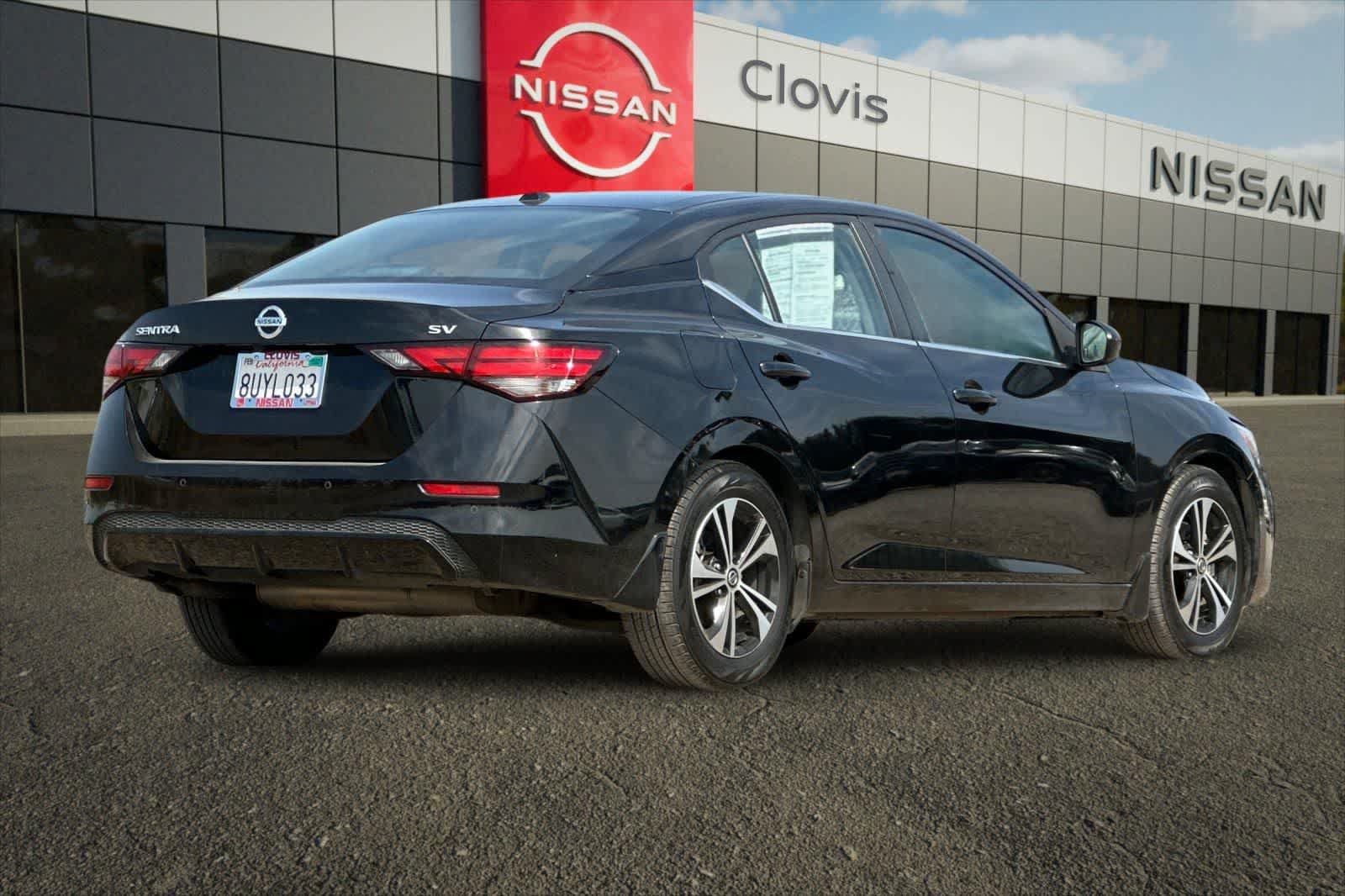 Used 2021 Nissan Sentra SV FWD image 3