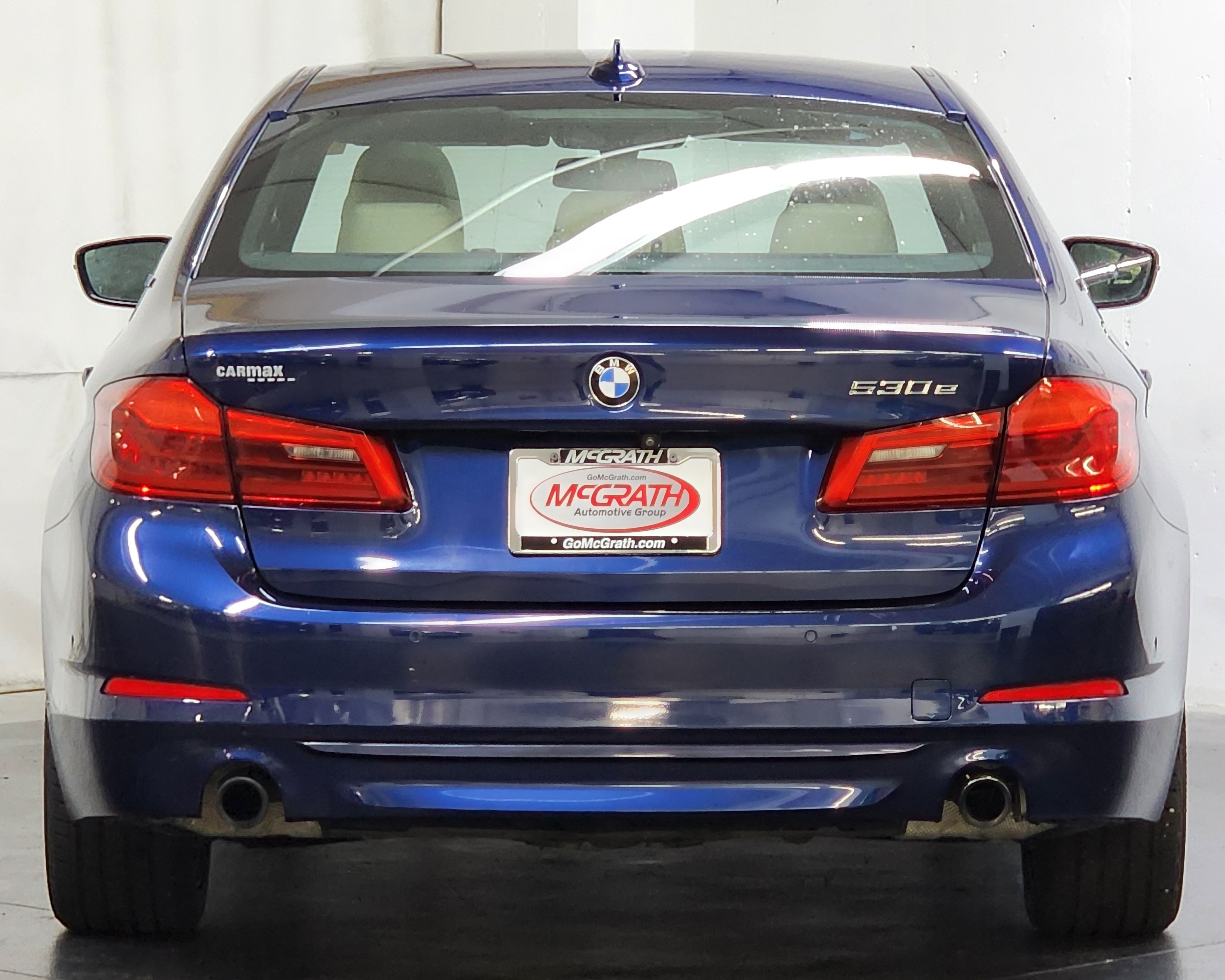 Used 2019 BMW 530e xDrive w/ Premium Package AWD/4WD image 6