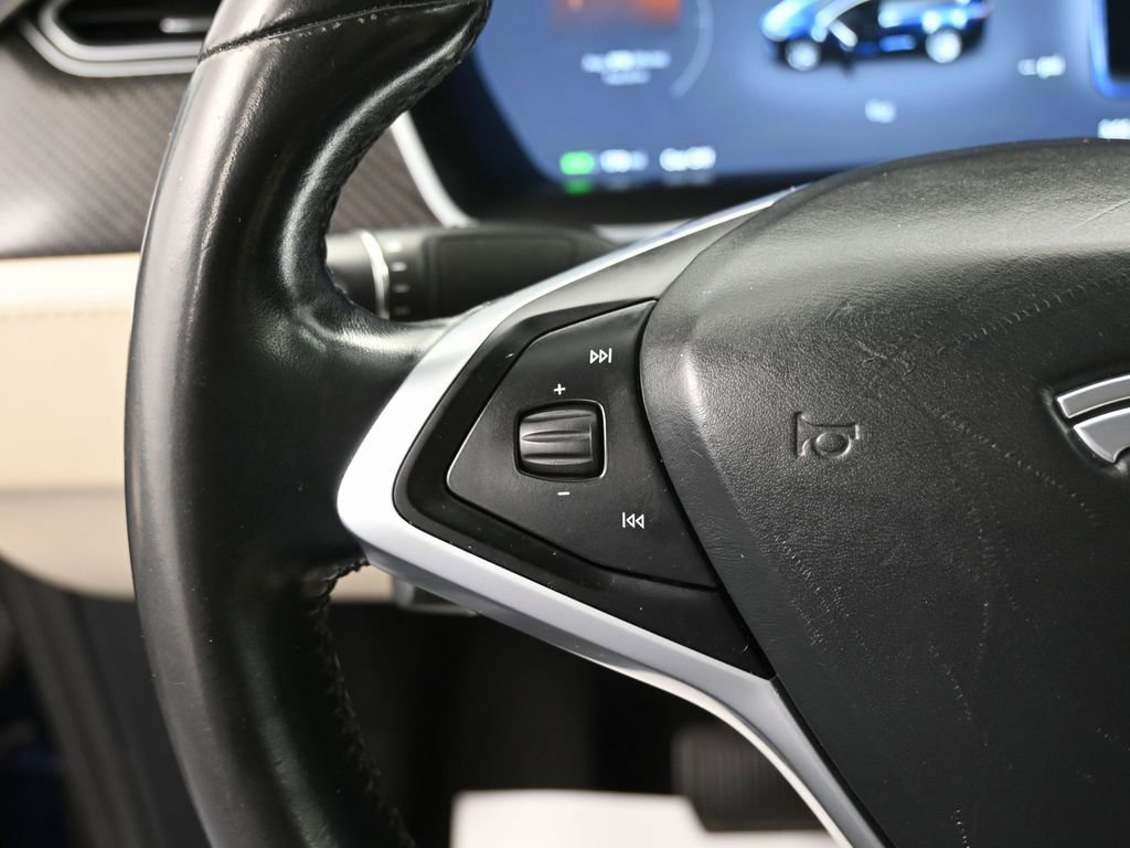 Used 2017 Tesla Model X 100D image 19