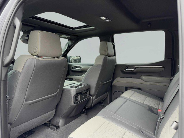 Used 2024 Chevrolet Silverado 1500 ZR2 w/ Technology Package image 41